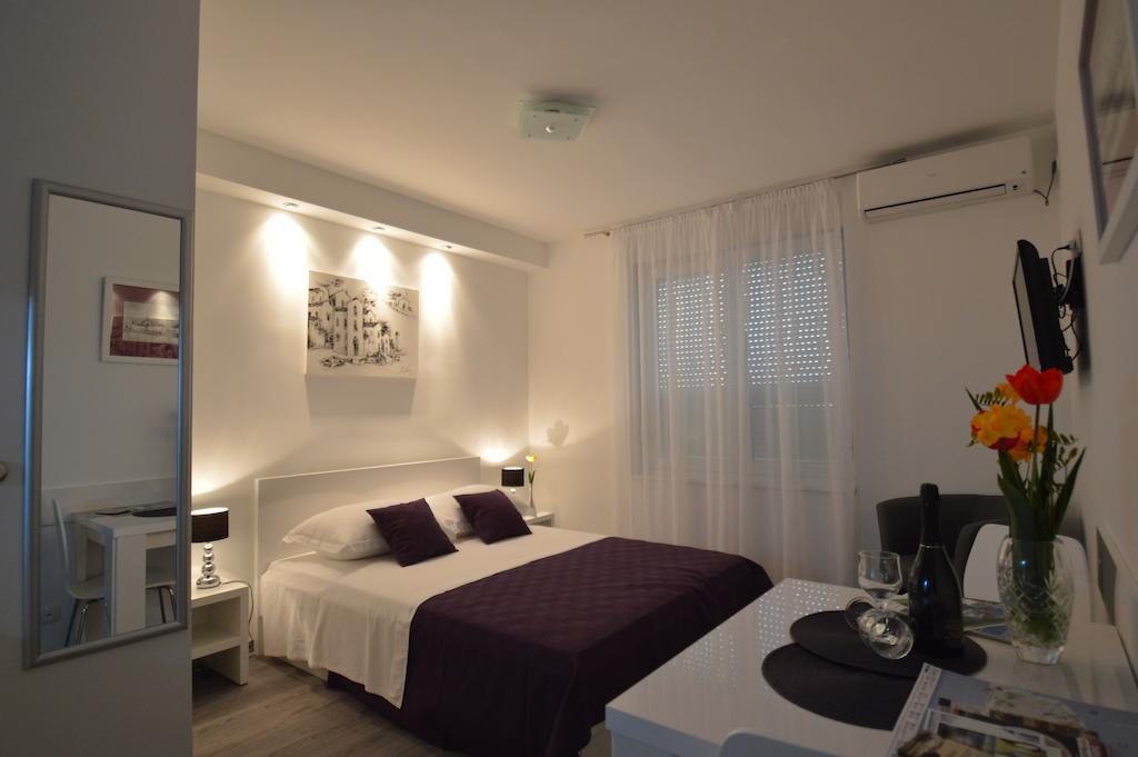 Downtown Main Street Studio Zadar Kamer foto